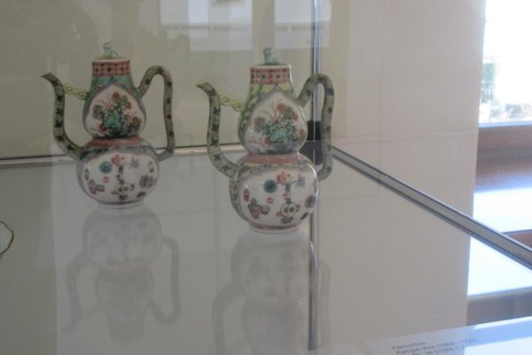Porzellanreisen Kerammuseum Weiden chinesische Kannen Sammlung Seltmann